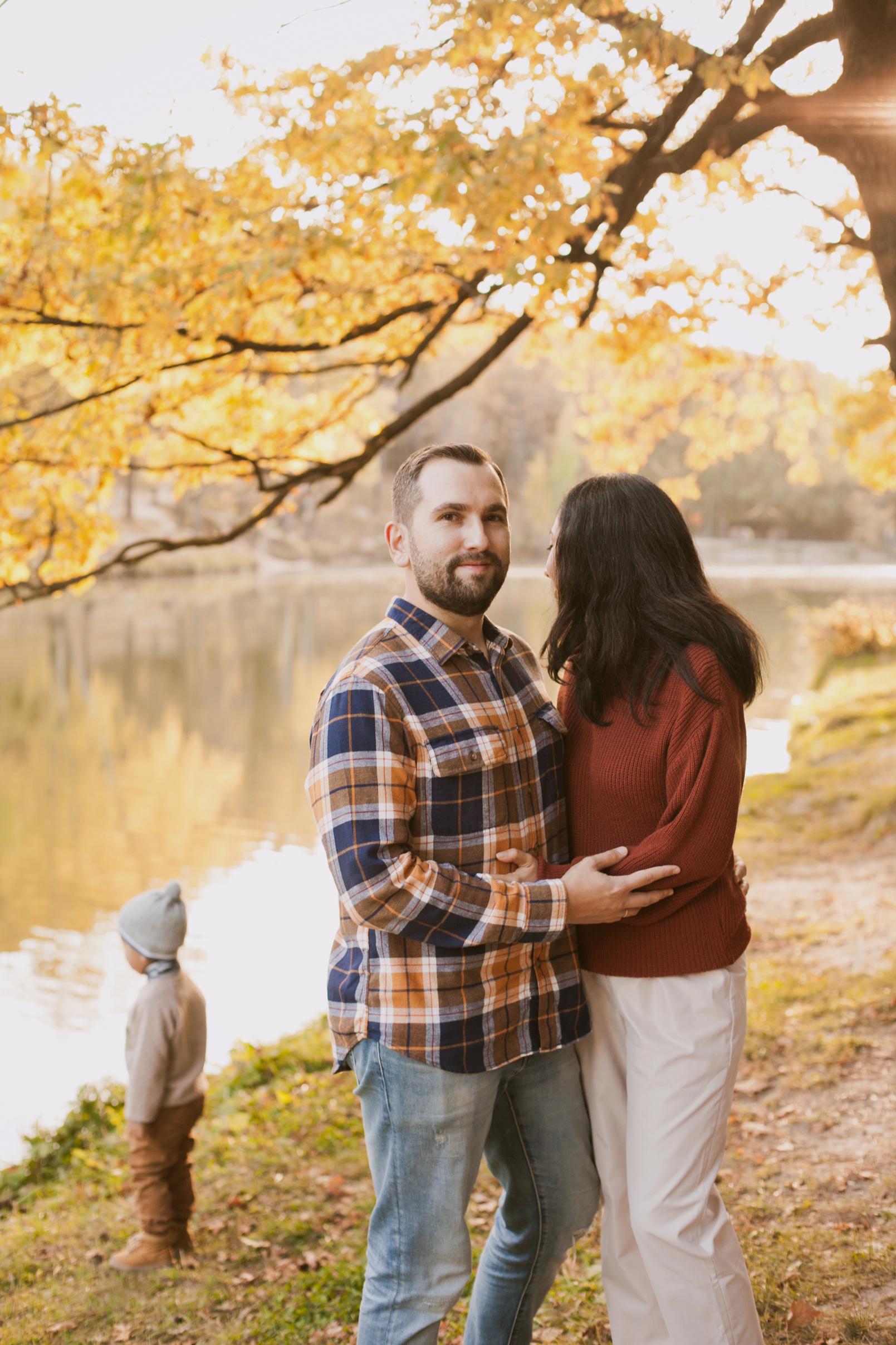 Family Photography - Ladies Studio Canada