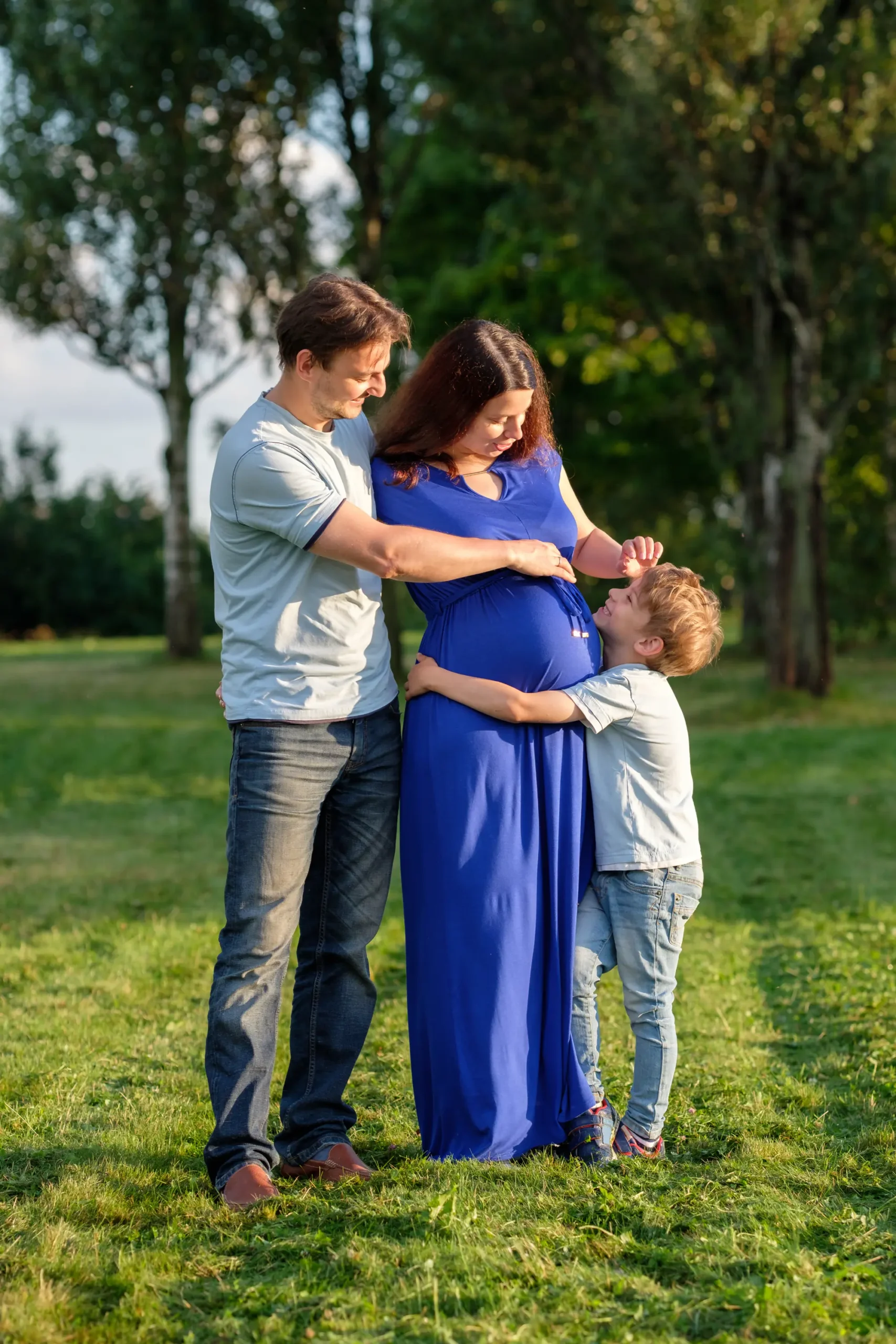 Maternity photography - Ladies Studio Canada