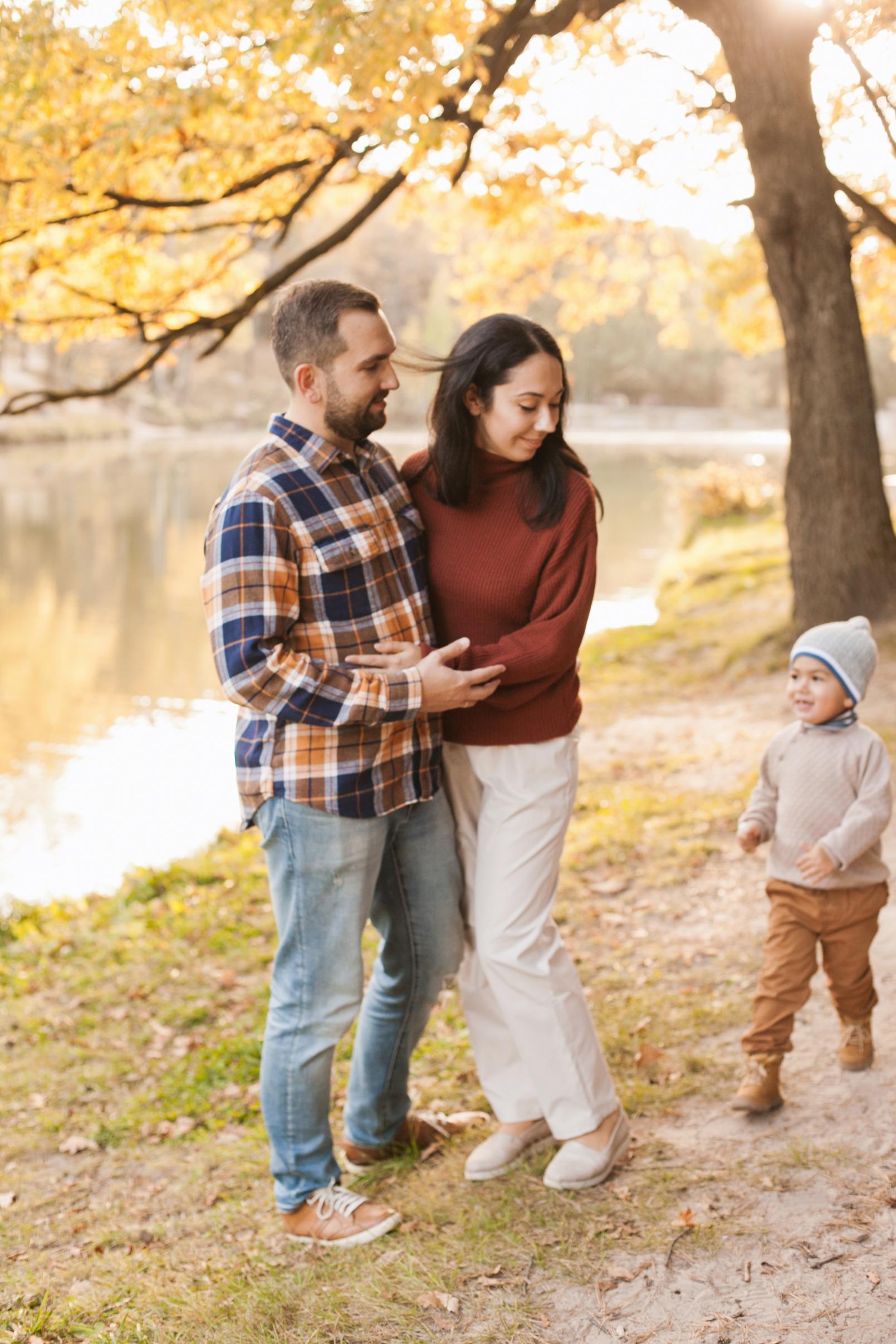 Family Photography - Ladies Studio Canada