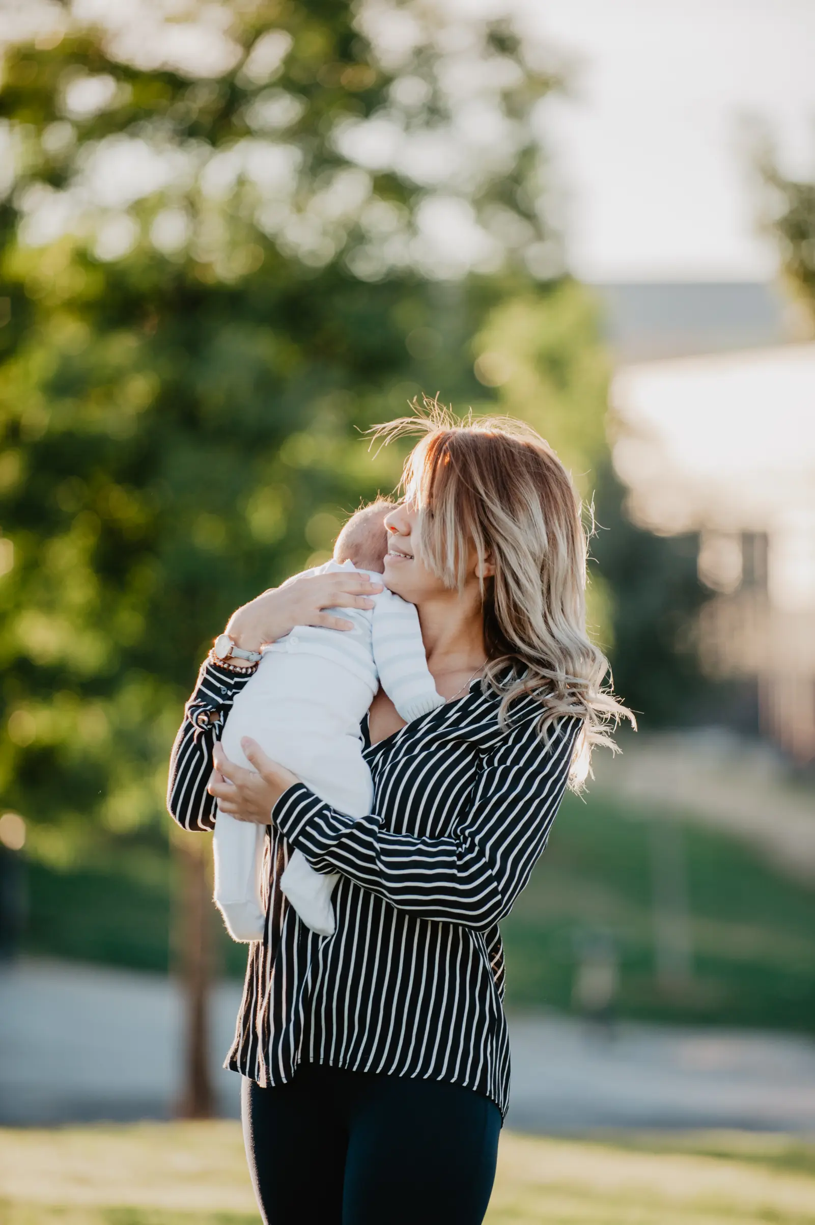 Newborn Photography - Ladies Studio Canada