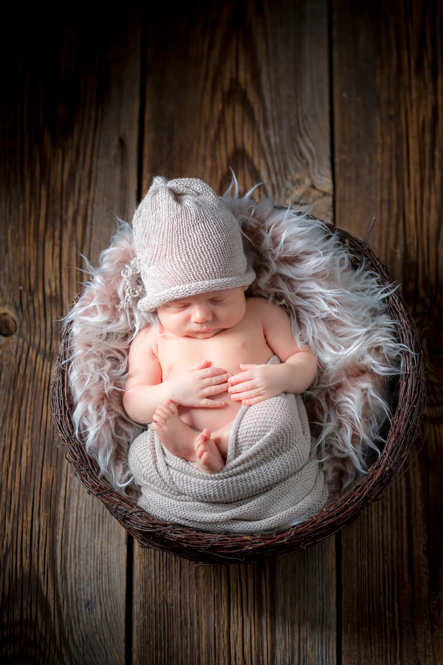 Newborn Photography - Ladies Studio Canada