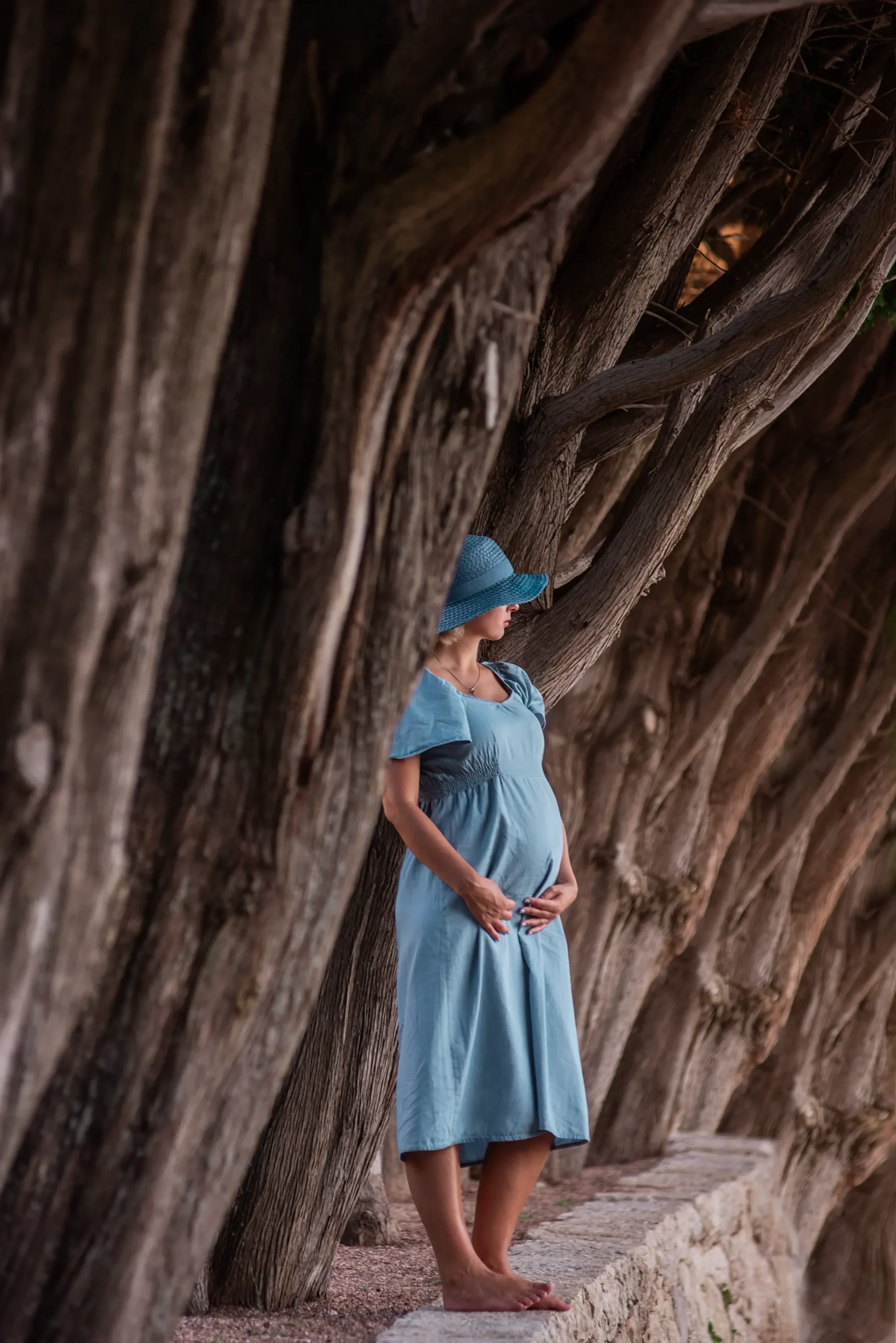 Maternity photography - Ladies Studio Canada