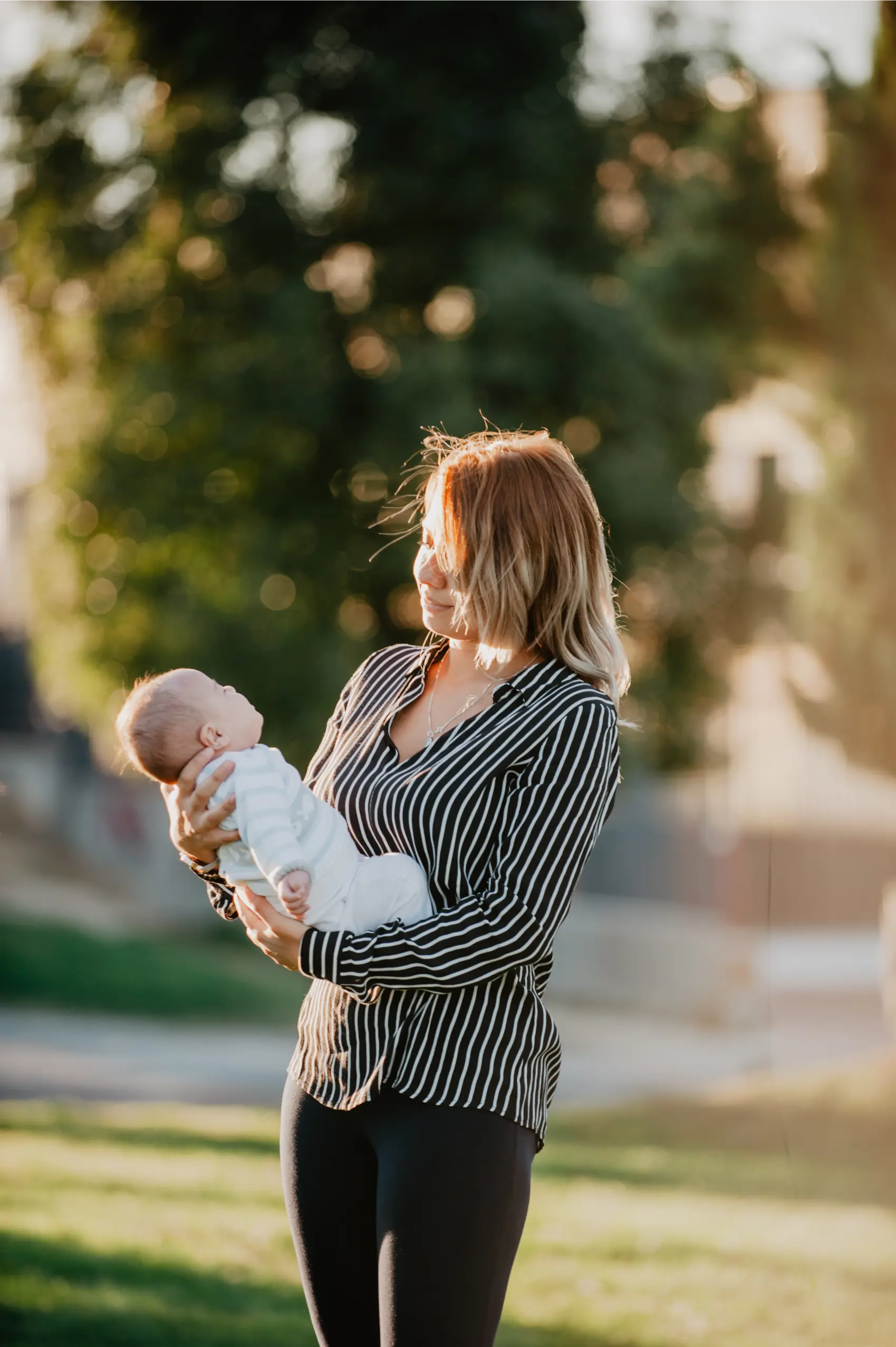 Newborn Photography - Ladies Studio Canada